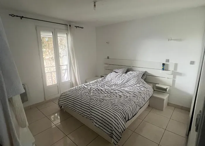 T2 Apartment, Terrasse Cours Interieur 아파트 *
