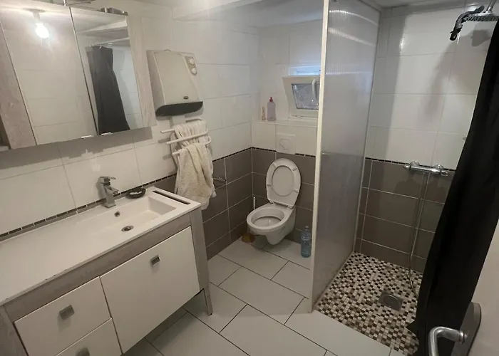 T2 Apartment, Terrasse Cours Interieur 아파트 나르본